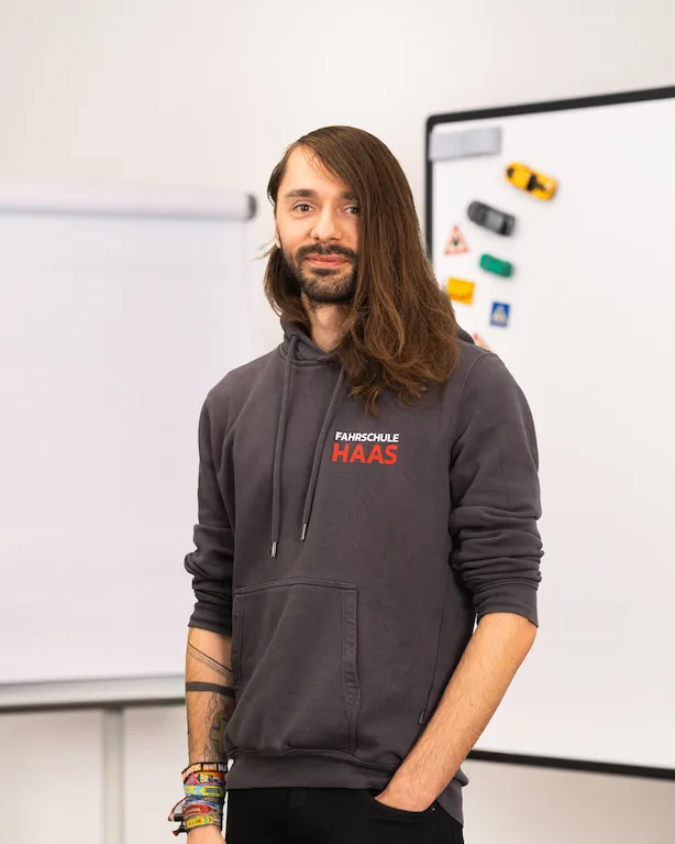 Fahrlehrer David Boeswald der Fahrschule Haas in Würzburg