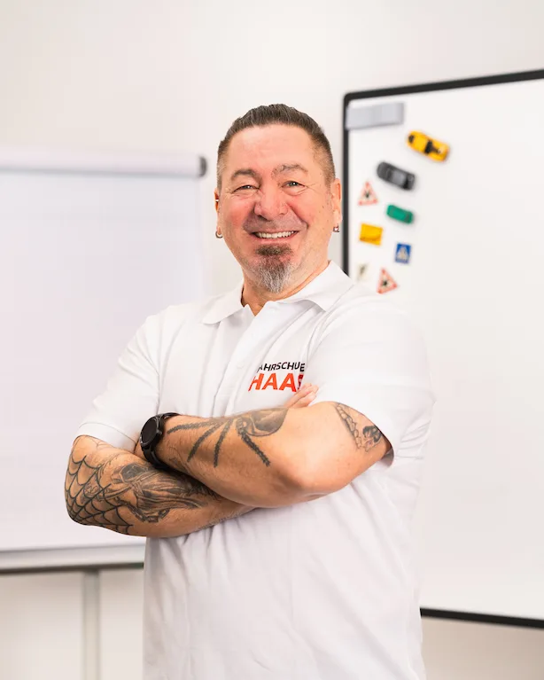 Fahrlehrer Rene Endres der Fahrschule Haas in Kitzingen